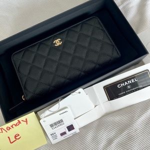 Caviar Quilted Large Gusset Zip Around Wallet Black with Back Pocket - NEW